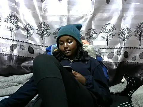 Snapshot of Sweet_kelsiey chatting on 02/08/25, 10:29 Sweet kelsiey online show from 02/08/25, 10:29