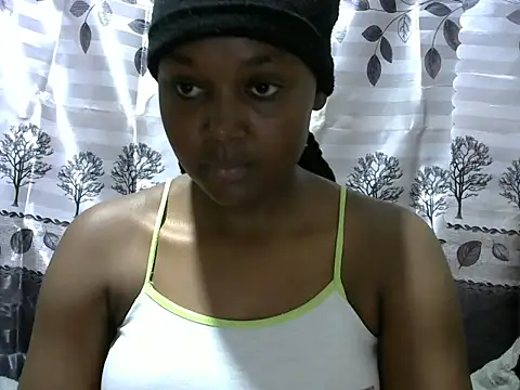 Snapshot of Sweet_kelsiey chatting on 02/19/25, 04:22 Sweet kelsiey online show from 02/19/25, 04:22