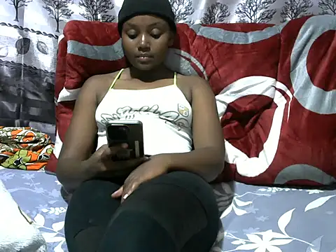 Snapshot of Sweet_kelsiey chatting on 10/04/25, 08:07 Sweet kelsiey online show from 10/04/25, 08:07