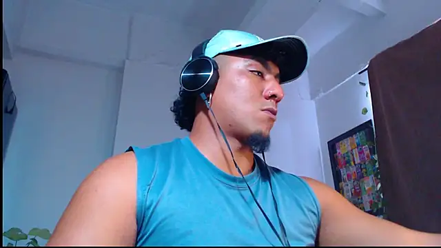 yosoy enzo2020 online show from 12/02/24, 07:16
