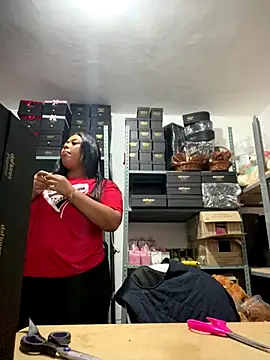 PUSHYLATE online show from 09/18/25, 01:24