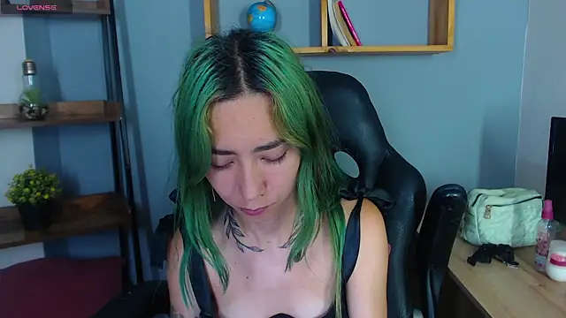 Erika Stevens online show from 09/21/25, 12:01