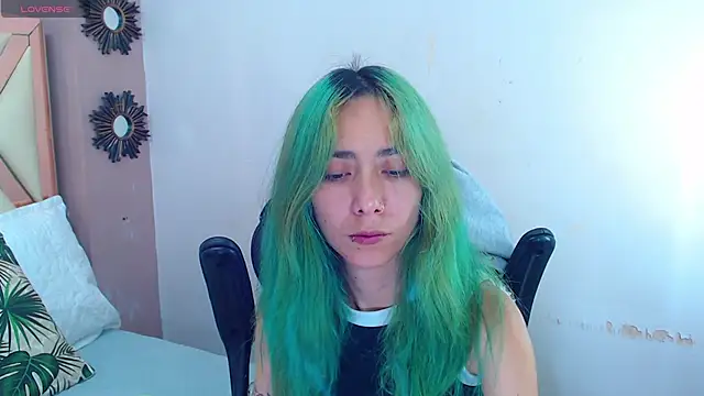 Erika Stevens online show from 10/03/25, 08:28