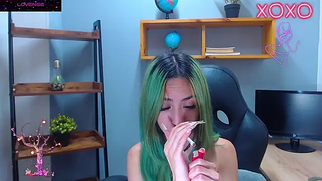 Snapshot of Erika_Stevens chatting on 10/30/25, 02:40 Erika Stevens online show from 10/30/25, 02:40