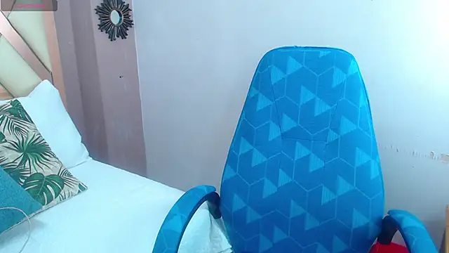 Snapshot of Erika_Stevens chatting on 11/11/25, 03:23 Erika Stevens online show from 11/11/25, 03:23