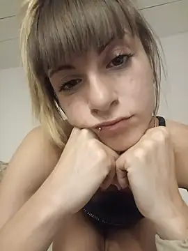 Cristina02 online show from 07/14/26, 10:37