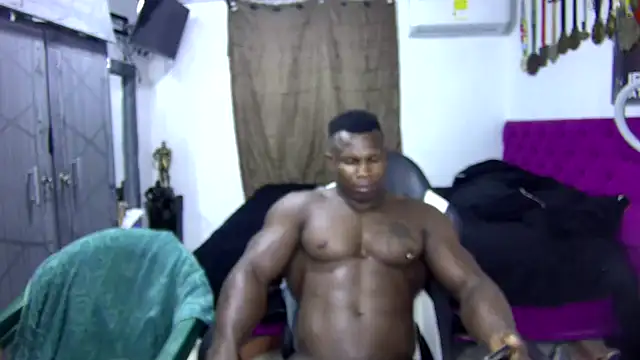 MedellinBlackx online show from 10/10/25, 12:53