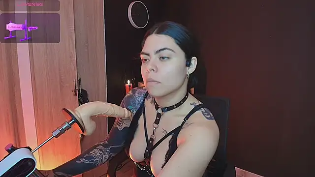  WednesdayFriday  online show from 11/12/25, 05:13