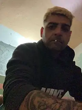 Bananadjo90 online show from 12/15/25, 06:56