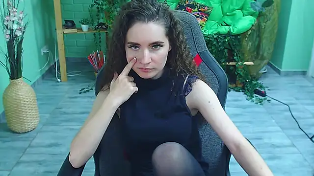 Miss Barbara  online show from 01/27/25, 09:33