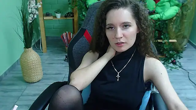 Miss Barbara  online show from 02/13/25, 09:49