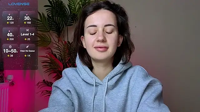 SweetieKendl online show from 06/07/26, 11:08