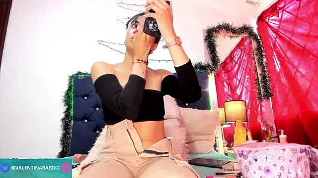 valentinabaez online show from 12/13/24, 07:32