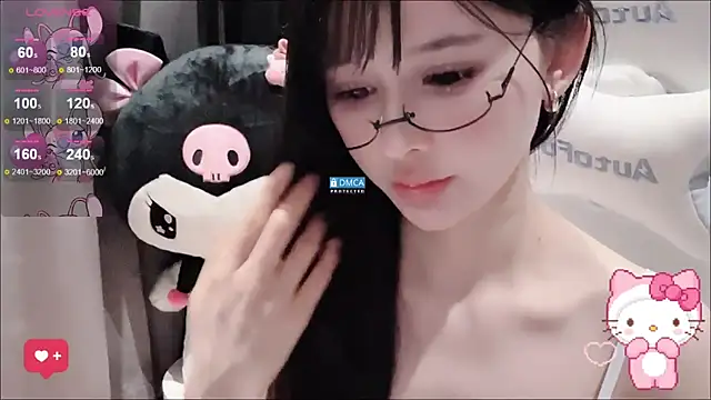 Snapshot of fog- chatting on 09/15/25, 06:41 fog- online show from 09/15/25, 06:41