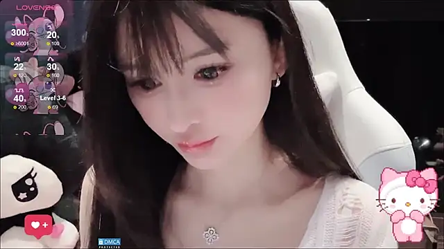 Snapshot of fog- chatting on 10/22/25, 04:35 fog- online show from 10/22/25, 04:35