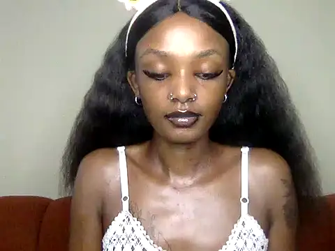 mavelous mia online show from 06/25/26, 07:57