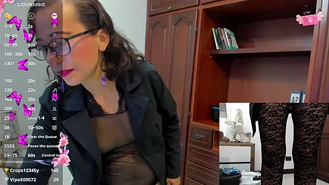 Nicolet Ryan online show from 01/14/25, 05:56