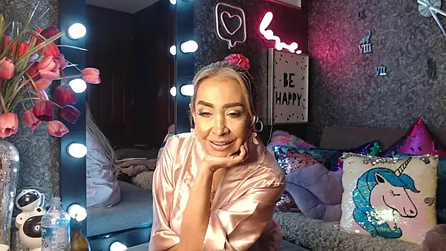 EvelinaGrey online show from 12/04/24, 10:24
