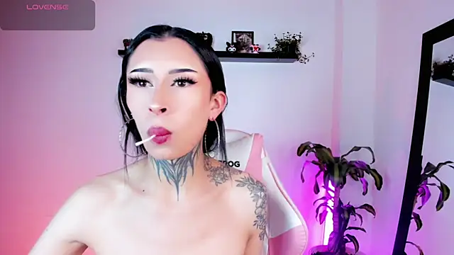 Snapshot of kali_ka_ chatting on 10/17/25, 06:10 kali ka online show from 10/17/25, 06:10