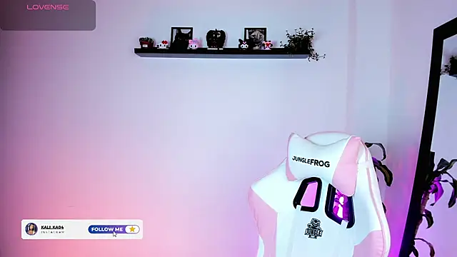 Snapshot of kali_ka_ chatting on 10/22/25, 06:07 kali ka online show from 10/22/25, 06:07