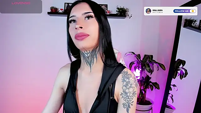 Snapshot of kali_ka_ chatting on 11/08/25, 05:56 kali ka online show from 11/08/25, 05:56