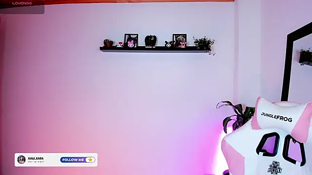 Snapshot of kali_ka_ chatting on 12/01/25, 06:13 kali ka online show from 12/01/25, 06:13