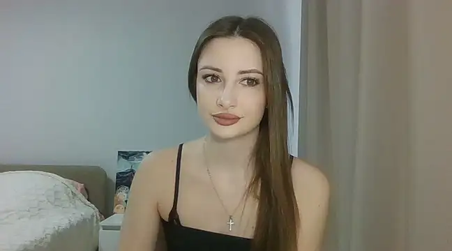 Snapshot of Jule_Helen chatting on 02/18/25, 06:59 Jule Helen online show from 02/18/25, 06:59