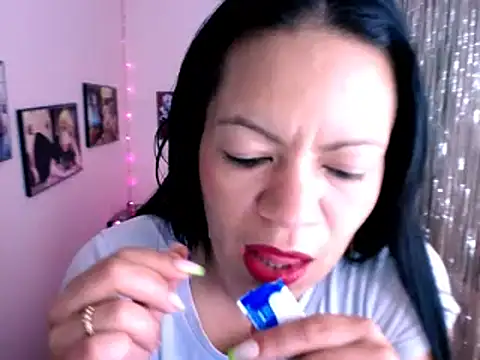 Cristal w online show from 01/16/25, 03:56