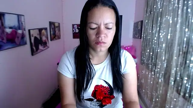 Cristal w online show from 02/12/25, 12:33