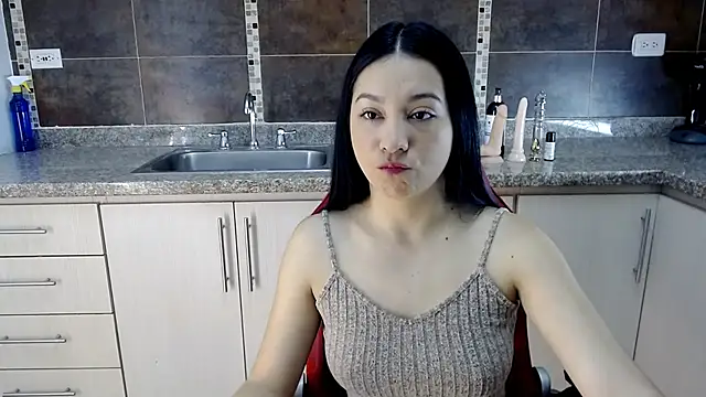 Lila Pinky online show from 01/27/25, 02:02