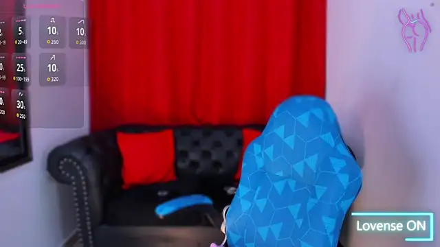 Lila Pinky online show from 12/03/25, 01:09