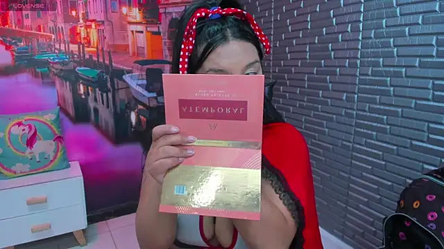 Small naughty  online show from 10/31/25, 01:45