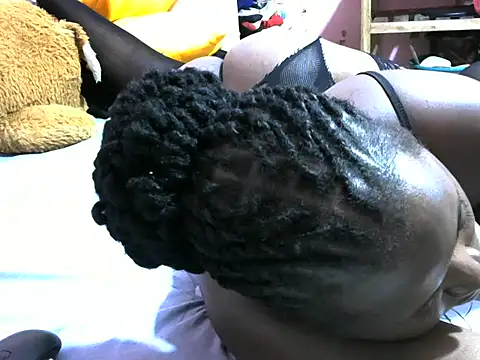 Snapshot of slender-qwene chatting on 02/22/26, 08:18 slender-qwene online show from 02/22/26, 08:18