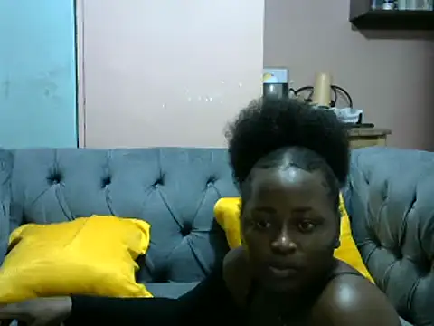 Snapshot of slender-qwene chatting on 06/04/26, 12:22 slender-qwene online show from 06/04/26, 12:22