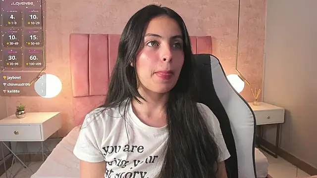 magic fernanda online show from 02/26/25, 01:00