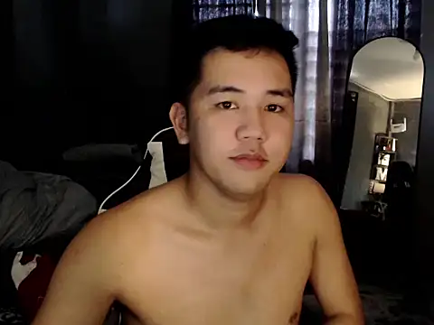 xgregor07 online show from 11/21/25, 04:11