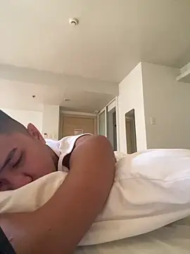 xgregor07 online show from 12/16/25, 01:32