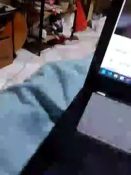 Snapshot of Beijing2000 chatting on 12/17/24, 01:05 Beijing2000 online show from 12/17/24, 01:05