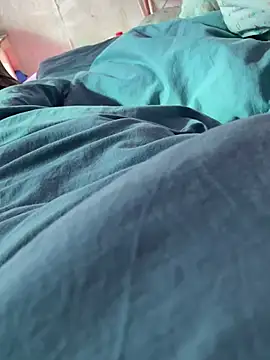 Snapshot of Beijing2000 chatting on 12/20/24, 03:14 Beijing2000 online show from 12/20/24, 03:14