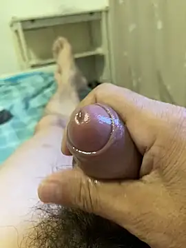 Snapshot of Beijing2000 chatting on 10/14/25, 10:43 Beijing2000 online show from 10/14/25, 10:43