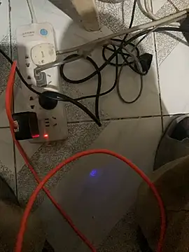 Snapshot of Beijing2000 chatting on 10/29/25, 09:00 Beijing2000 online show from 10/29/25, 09:00