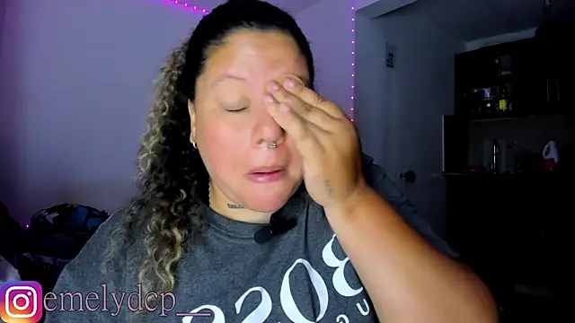 Snapshot of mariana_maze chatting on 09/14/25, 07:40 mariana maze online show from 09/14/25, 07:40