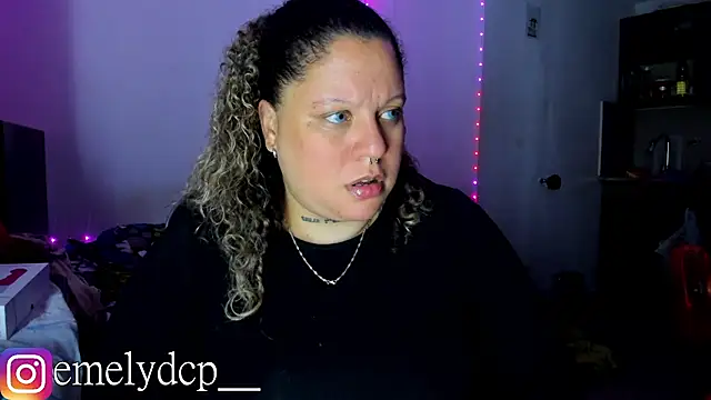 Snapshot of mariana_maze chatting on 09/20/25, 04:57 mariana maze online show from 09/20/25, 04:57