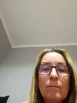 Snapshot of Steffi45 chatting on 02/11/26, 07:13 Steffi45 online show from 02/11/26, 07:13