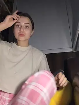 ellie ssexy online show from 12/06/24, 04:47