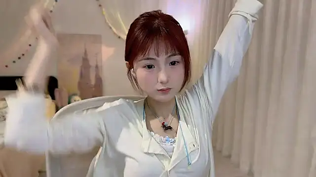 Snapshot of SHUIshui_ chatting on 03/06/25, 01:35 SHUIshui online show from 03/06/25, 01:35