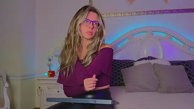 Real Tini online show from 10/02/25, 05:58