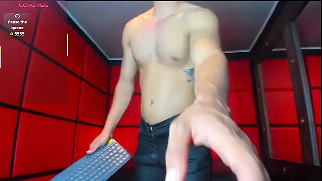 ElianFoxter online show from 07/14/26, 11:10
