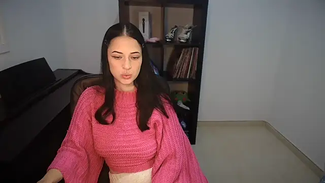 Windy butterfly online show from 10/14/25, 08:53