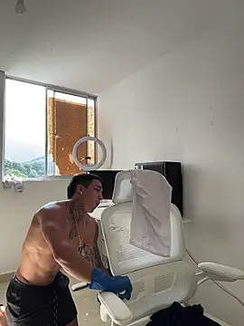 Snapshot of sendfer chatting on 11/06/25, 01:56 sendfer online show from 11/06/25, 01:56